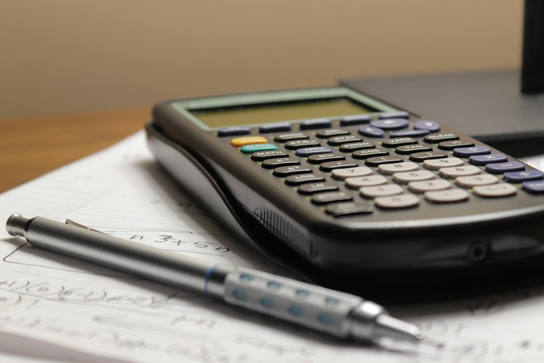 How to Get a Personal Loan at a Lower Cost of Borrowing With a Loan EMI Calculator